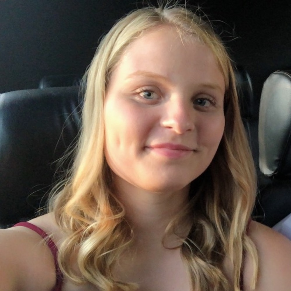 Meet your Posher, Kaitlyn